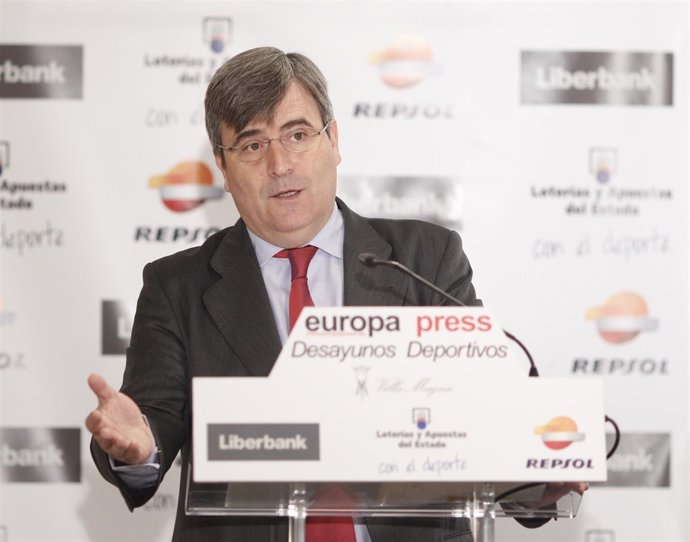 Miguel Cardenal en los Desayunos de Europa Press