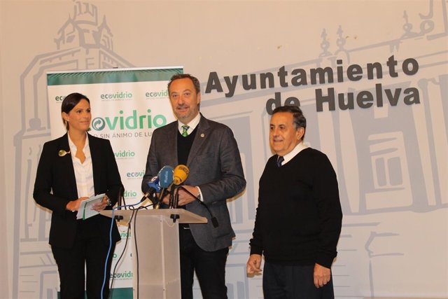 Campaña de Ayuntamiento de Huelva y Ecovidrio. 