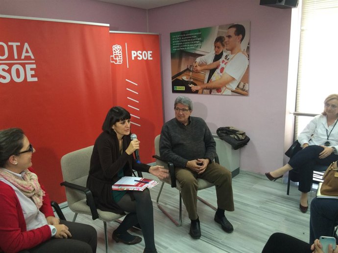 González Veracruz, en una reunión con  la Plataforma del Tercer Sector y ONGS