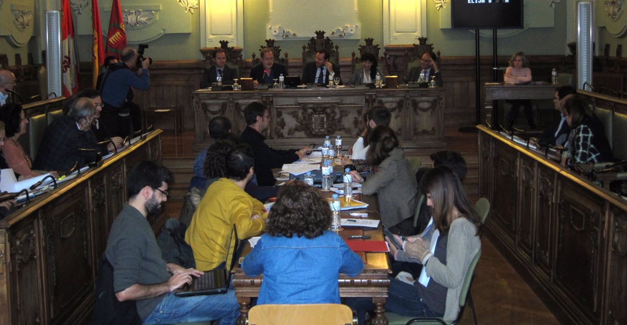 Pleno extraordinario del Ayuntamiento de Valladolid sobre el soterramiento