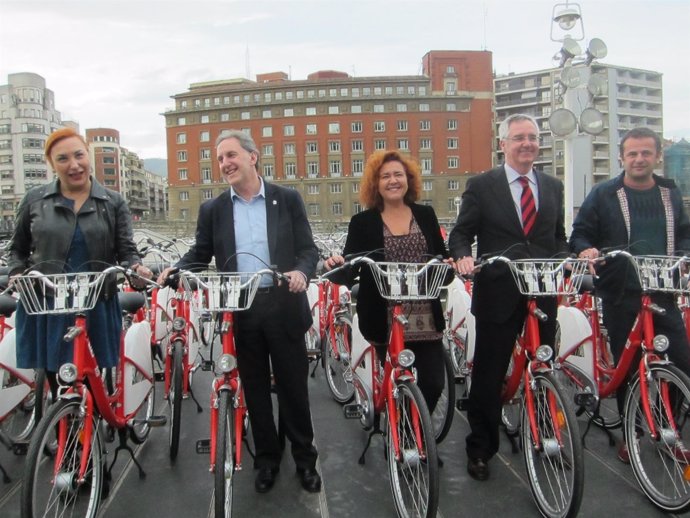 Nuevas bicicletas en Bilbao.