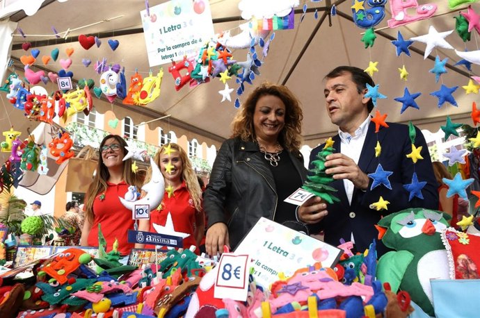 Valido y Bermúdez, en el mercadillo