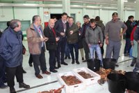 El PSOE ofrece un gobierno que "sepa exigir en Europa y repartir en España" la cuota de pesca