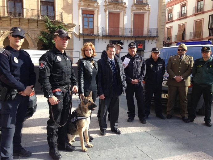El Ayuntamiento De Lorca Crea Una Unidad Canina De La Policía Local Para Colabor