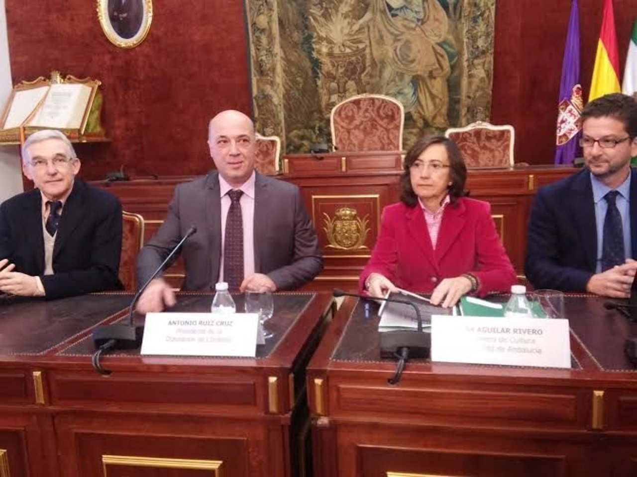 Ruiz y Aguilar (centro) presentan la Ruta BBVA 2016