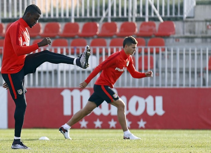 Jackson Martínez entrenando 