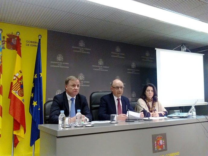 El ministro de HAcienda, Cristóbal Montoro, en Valencia