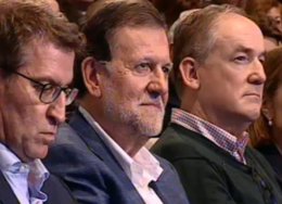 Rajoy en un mitin tras recibir una agresión