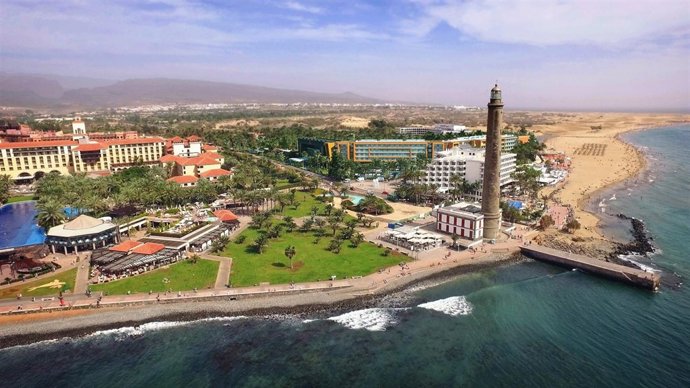 Riu Palace Oasis desde el Faro