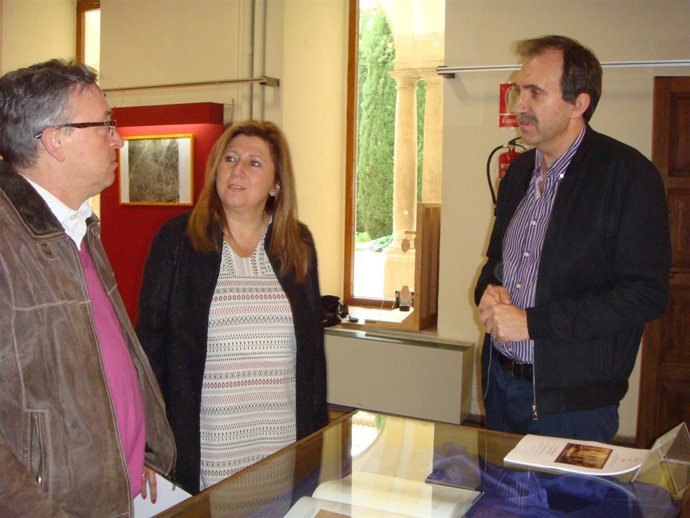 Cámara, Salazar y Del Arco en la inauguración de la muestra 'Los judíos de Jaén'