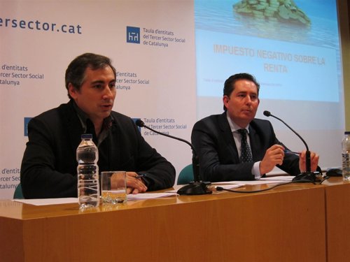 Oriol Illa (Taula 3r Sector) y M.A.Mayo (Gestha)