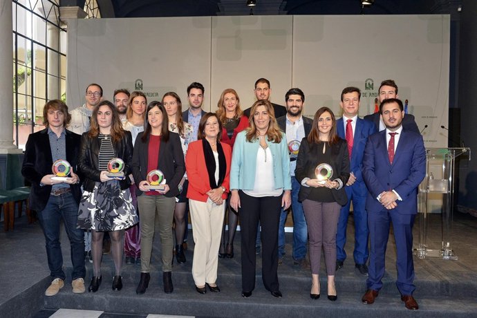 Susana Díaz entrega los Premios Andalucía Joven