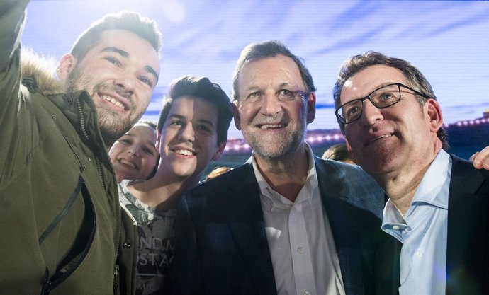 Feijóo Con Rajoy En A Coruña: NP E Fotos