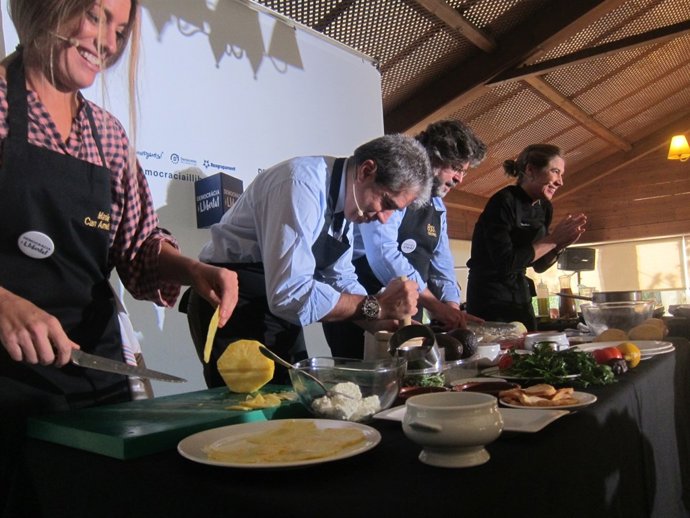 M.Nogueras, F.Homs, A.Castellà y A.Parellada