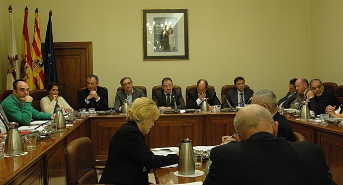 Pleno de la Diputación Provincial de Teruel.