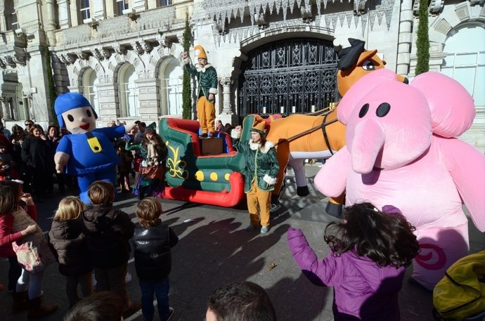 Pasacalles de Navidad (Archivo)
