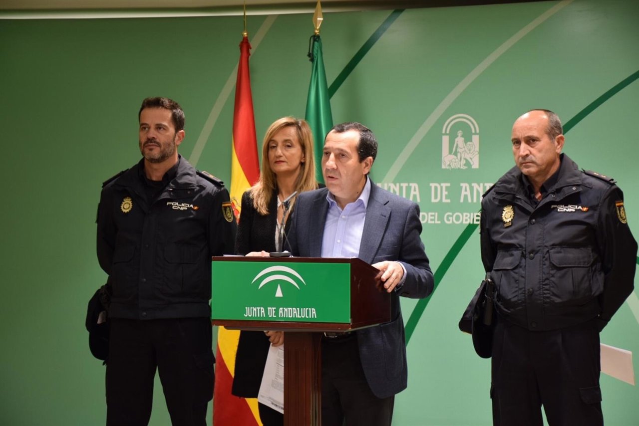 Ruiz espejo junta de andalucía fiestas navidad seguridado control