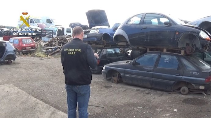 Destapada una trama que defrauda más de 150.000 euros en torno al plan PIVE-6