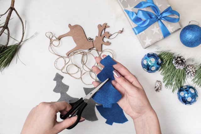 19 formas ingeniosas de usar el papel de regalo que te sobra