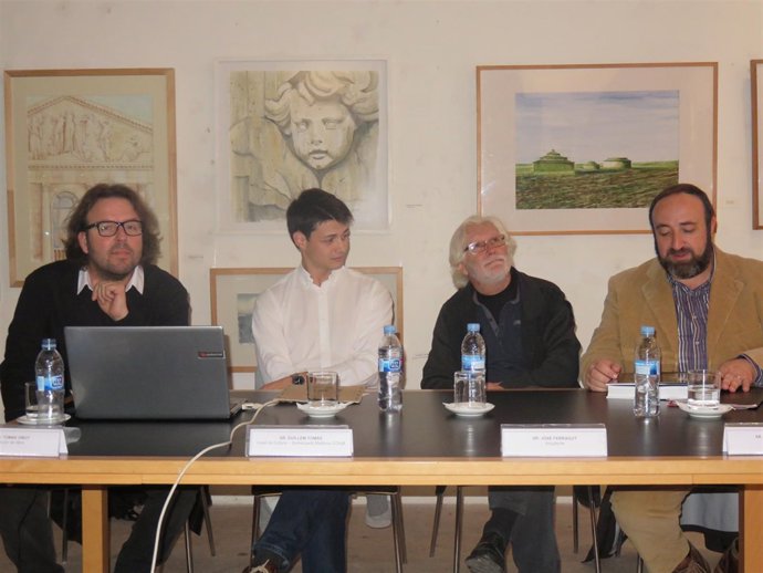 Presentación de un libro sobre el archivo fotográfico de Ferragut Canals