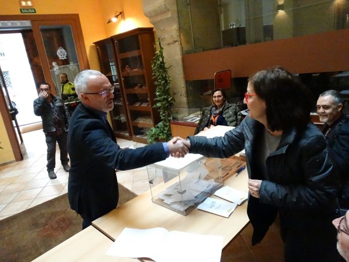 Montiel vota para las elecciones generales