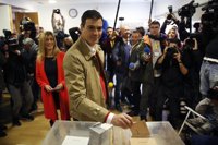 Pedro Sánchez: "Huele a cambio"