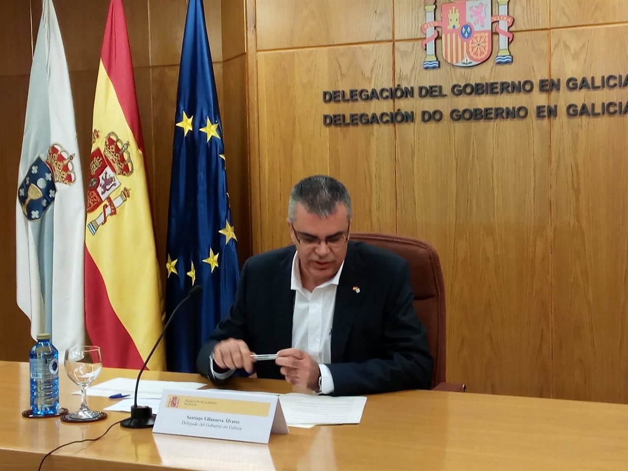El delegado del Gobierno en Galicia, Santiago Villanueva, en rueda de prensa