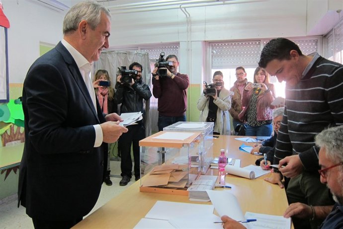 El secretario general del PSRM, Rafael González Tovar