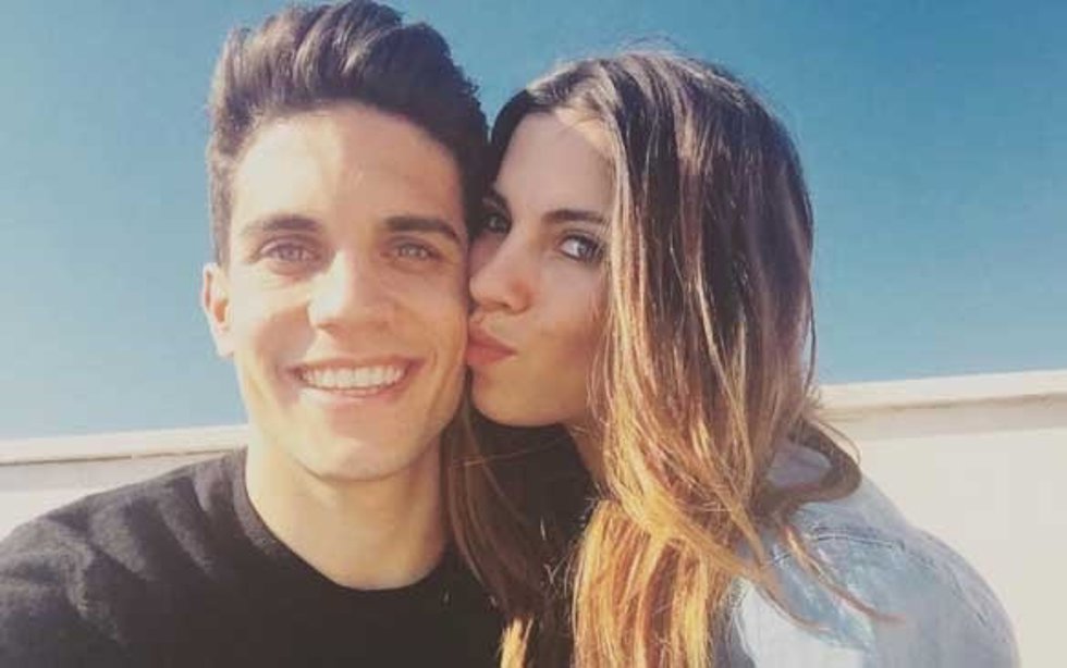 Marc Bartra y Melissa Jiménez