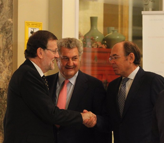 Mariano Rajoy, con Jesús Posada y Pío García Escudero