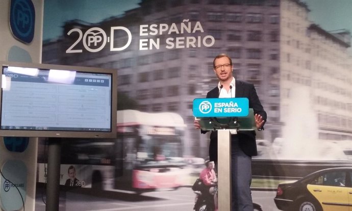 Javier Maroto en la sede nacional del PP, durante la campaña electoral