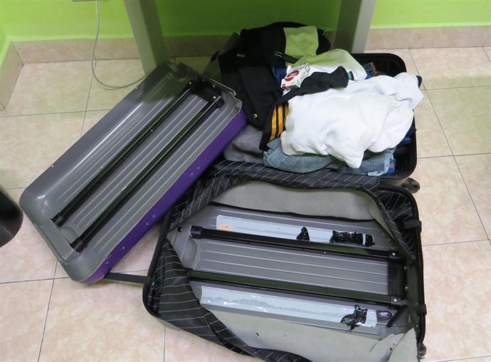 Maleta con metanfetamina oculta