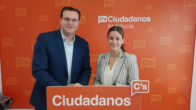 Los diputados al Congreso por C's Sevilla, Virginia M Salmerón y Fidel Prieto