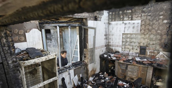 Javier Fernández visita los daños de los incendios en Asturias