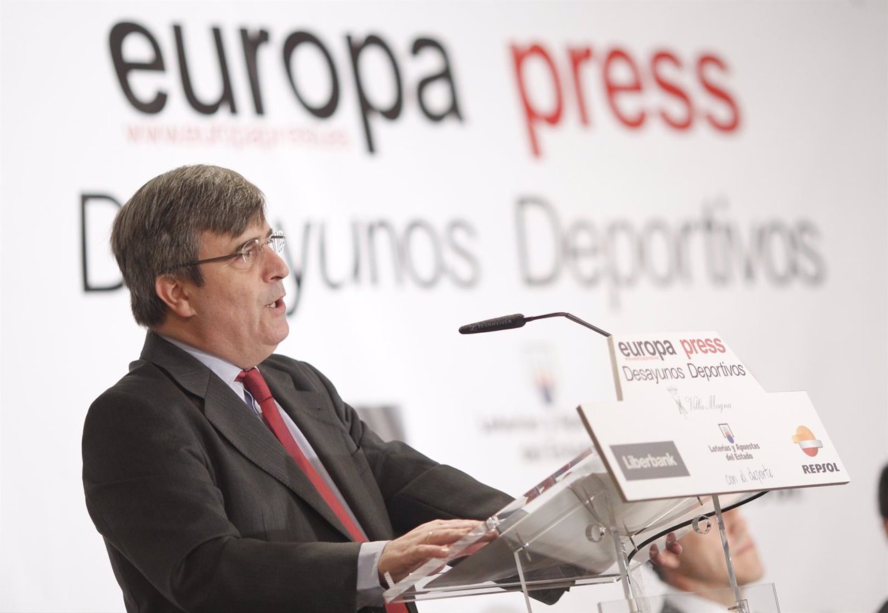 Miguel Cardenal en los Desayunos de Europa Press