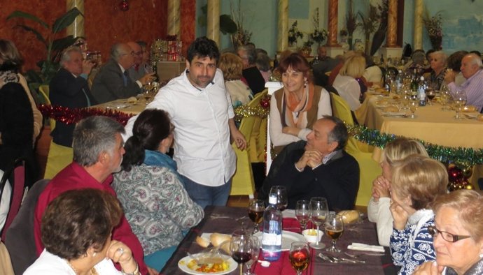 Rafael del Castillo en la comida