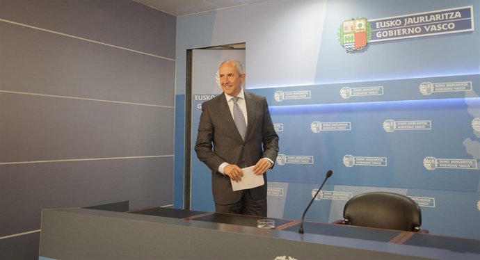 El portavoz del Gobierno vasco, Josu Erkoreka, 