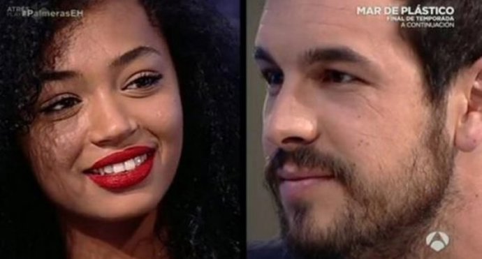 El Hormiguero: Mario Casas embobado cuando le canta Berta Vázquez