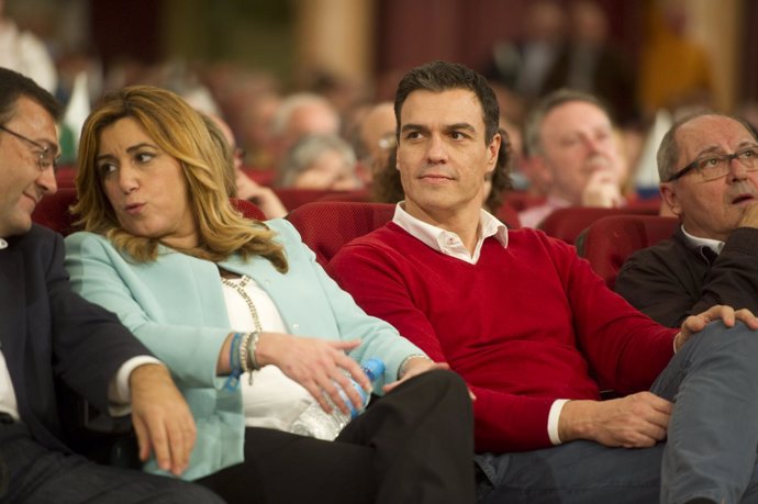 Susana Díaz y Pedro Sánchez en un mitin en Torremolinos