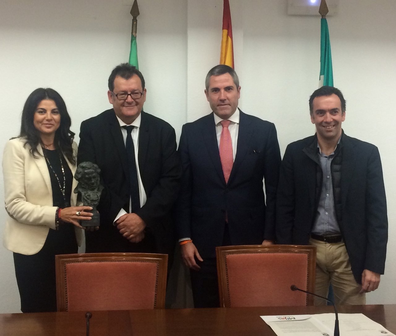 Guionista Cristóbal Ruiz, nombrado Hijo Predilecto de Mijas, y alcalde Maldonado