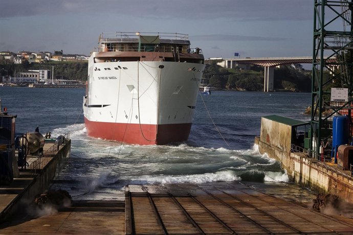 Botadura del buque en los Astilleros Gondán. 