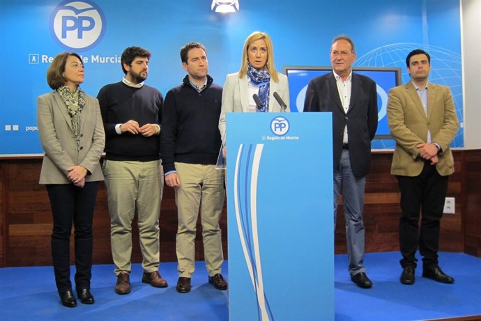 Rueda de prensa del PP con Patricia Fernández a la cabeza