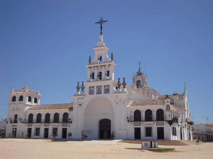 Ermita de El Rocío en Almonte (Huelva). 
