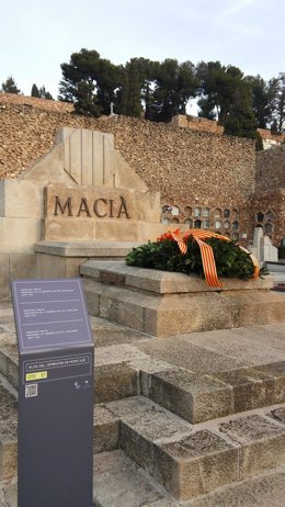 Tumba del presidente de la Generalitat  Francesc Macià. Cementerio de Montjuïc