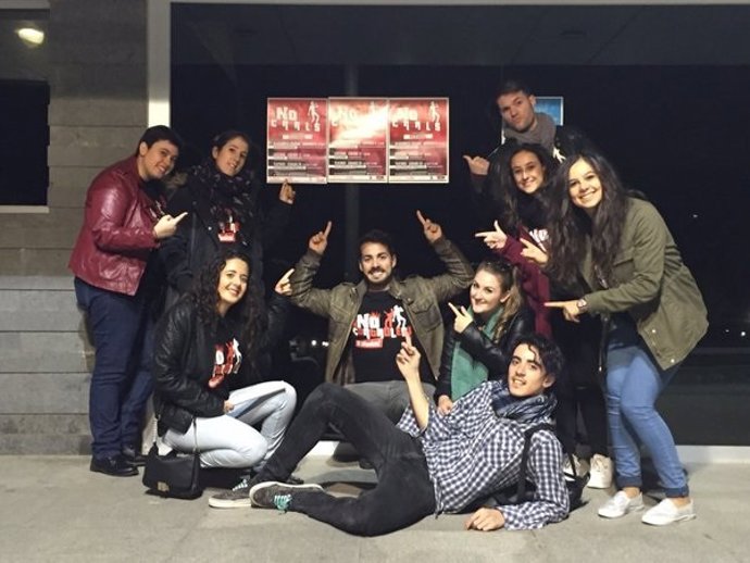 Kabuki Alhaurín de la Torre espectáculo solidario ¡No controles!