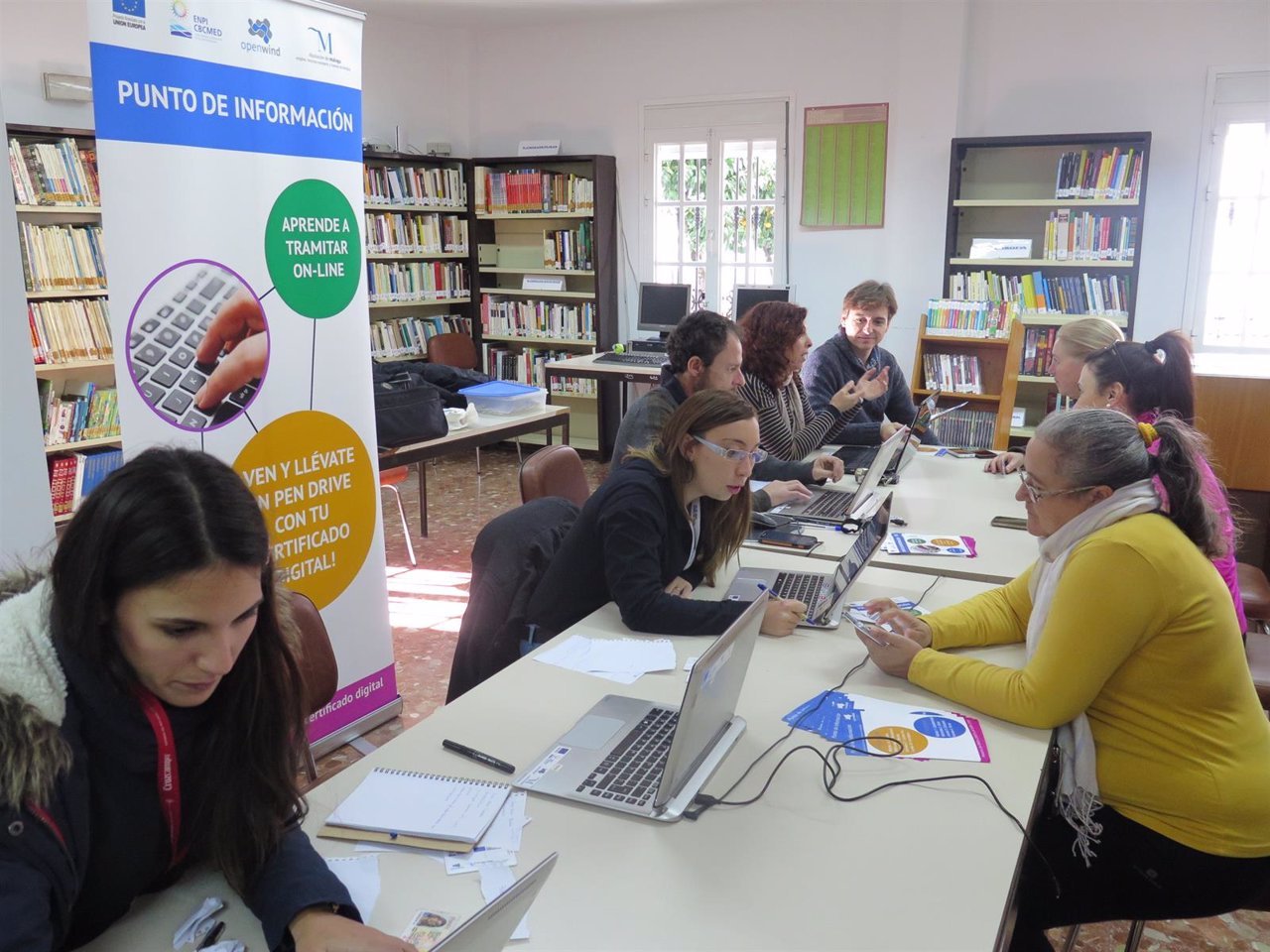 Diputación enseña a hacer trámites administrativos online en municipios Openwind