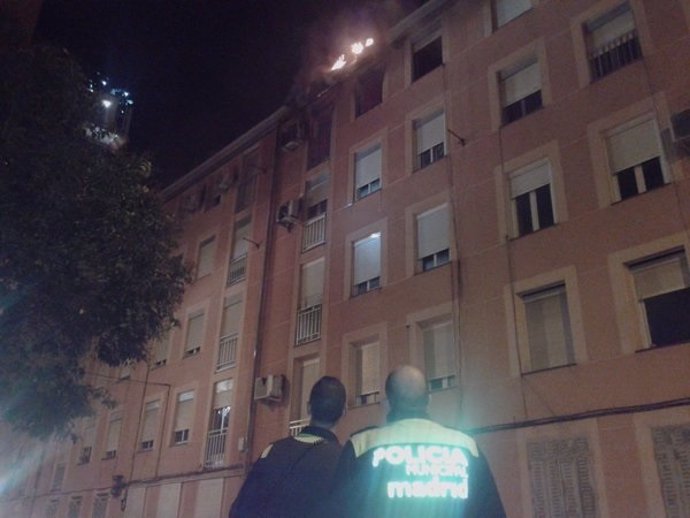 Incendio en una vivienda en la Colonia Erillas de Vallecas
