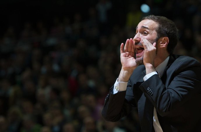 Sito Alonso entrenador del Dominion Bilbao Basket.