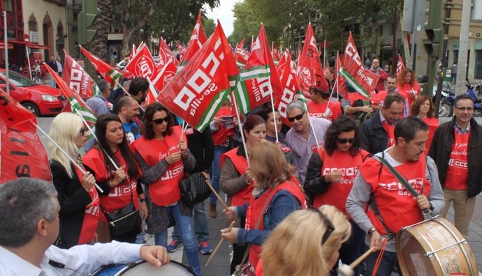 Manifestación del comercio en Sevilla