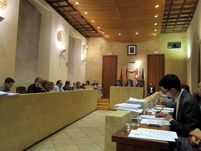 Pleno en el Ayuntamiento de Salamanca